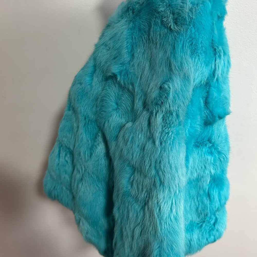 Elegant Turquoise Rabbit Fur Jacket - Picture 4 of 4